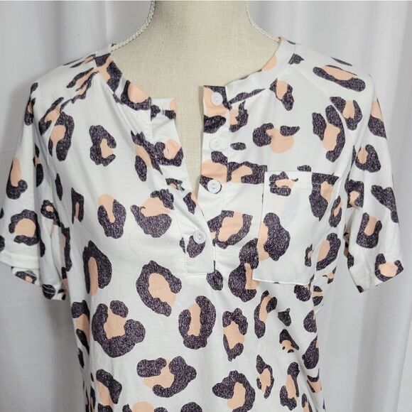 Crepe myrtle leopard print pajama set - Picture 4 of 13